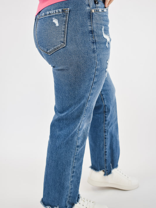 4,529 Wide Leg Jeans Stock Photos, High-Res Pictures, and Images