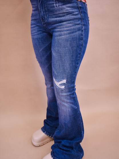 Judy Blue Contrast Wash Flare Jeans